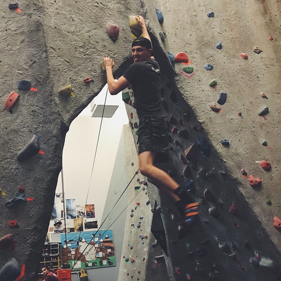 Meet your Posher, Josh - Picture 1 of 1